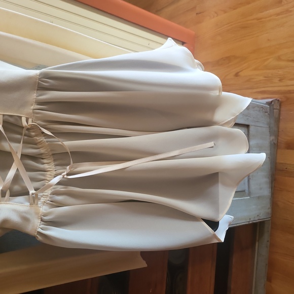 STUNNING CUSTOM MADE TOP & SKIRT - Picture 9 of 16